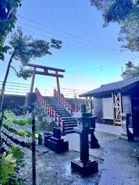 建造在岩石裡的祇園神社