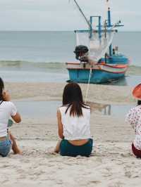 ไอศครีมเย็นๆชื่นใจ กับวิวทะเลหัวหิน