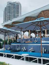 Papa Beach Pattaya - คาเฟ่ริมทะเล