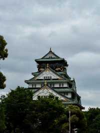 OSAKA CASTLE PARK | A HISTORIC CHERRY BLOSSOM RETREAT
