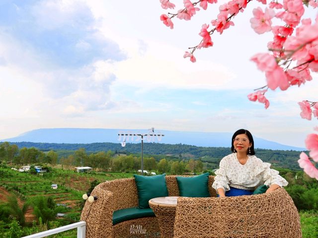 บ้านไร่เก็บตะวัน โฮมสเตย์ น้ำหนาว