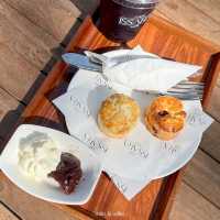 .   Issara Boutique Winery Hotel