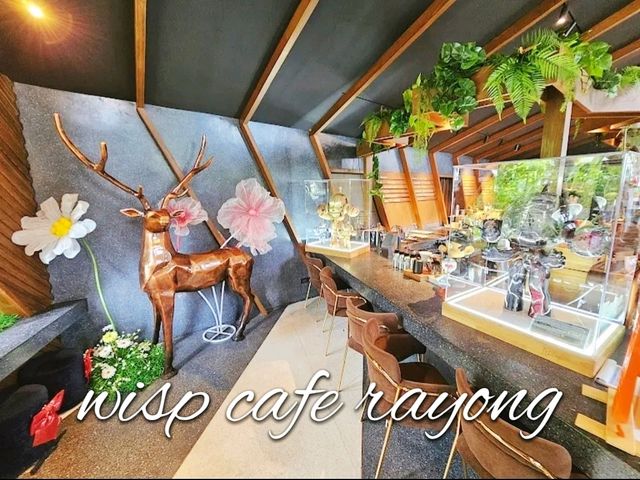 Wisp Cafe Rayong การออกแบบที่เน้นความเรียบง่าย ลอฟ
