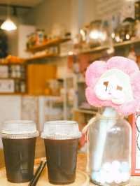 🩷เที่ยวบ้านจูน นอนบ้านปู่ คาเฟ่ @บางเสร่ 