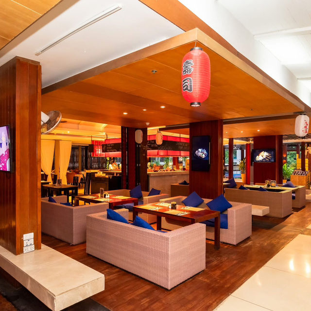 Holiday Inn Phuket Surin Beach Resort
