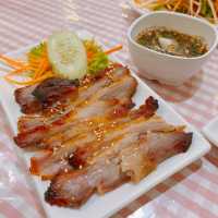 VT แหนมเนือง สาขาแบริ่ง