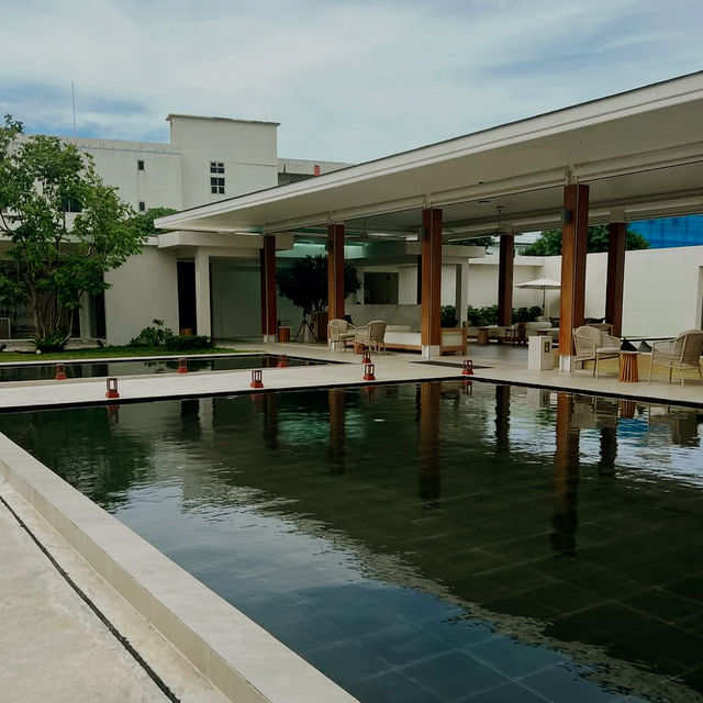 A Hidden Retreat of Tropical Elegance