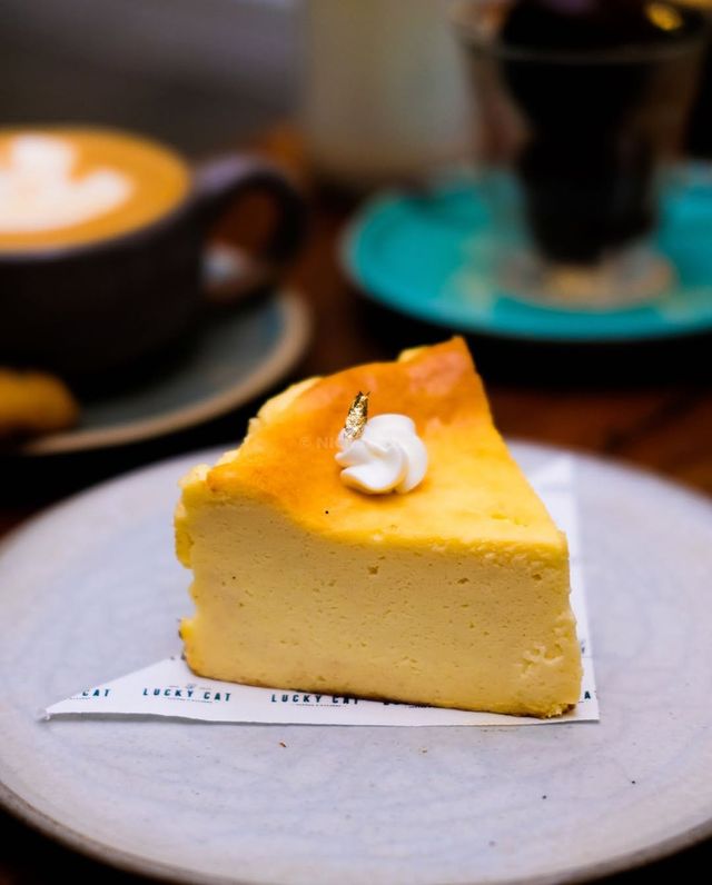 Sunlit Spaces and Chill Vibes at Lucky Cat Coffee & Kitchen