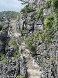 Hang Múa - Stairway to the Dragons 🐉
