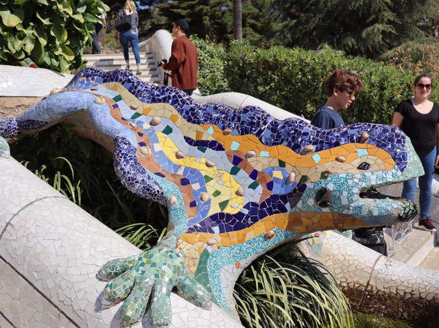 바르셀로나 구엘 공원 (Park Güell) 후기 – 가우디의 상상력이 피어난 ‘도시 정글 매직’ 