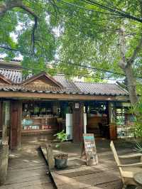 Poom Cafe จ.อ่างทอง