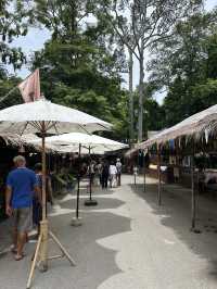 ”วัดโพธิ์เก้าต้นและตลาดบ้านบางระจันสิงห์บุรี“