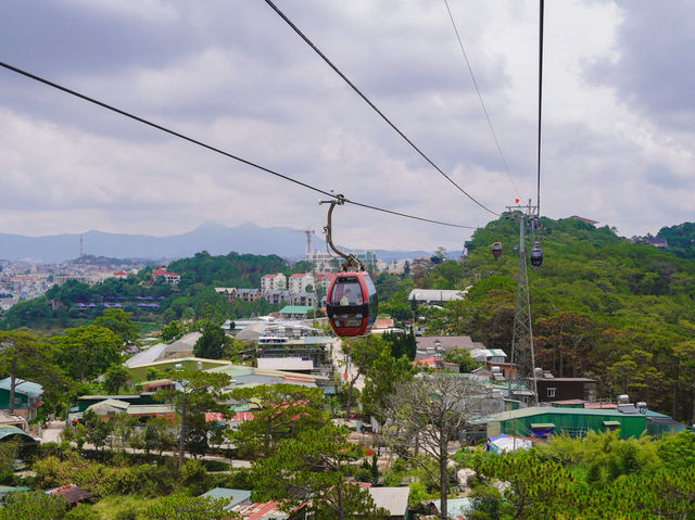 Robin Hill Cable Car Station  เคเบิ้ล คาร์ ดาลัด 