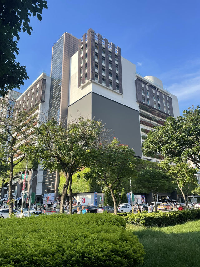 台中勤美誠品：綠意盎然的城市綠洲