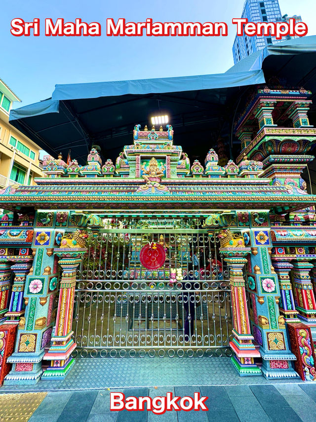 極彩色の南インド寺院！ワットプラシーマハーウマーテウィーで異文化参拝体験