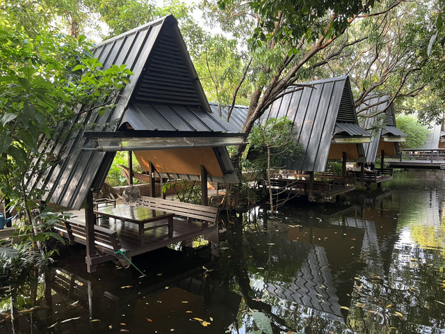 ร้านอาหาร บ้านพริกสวน
