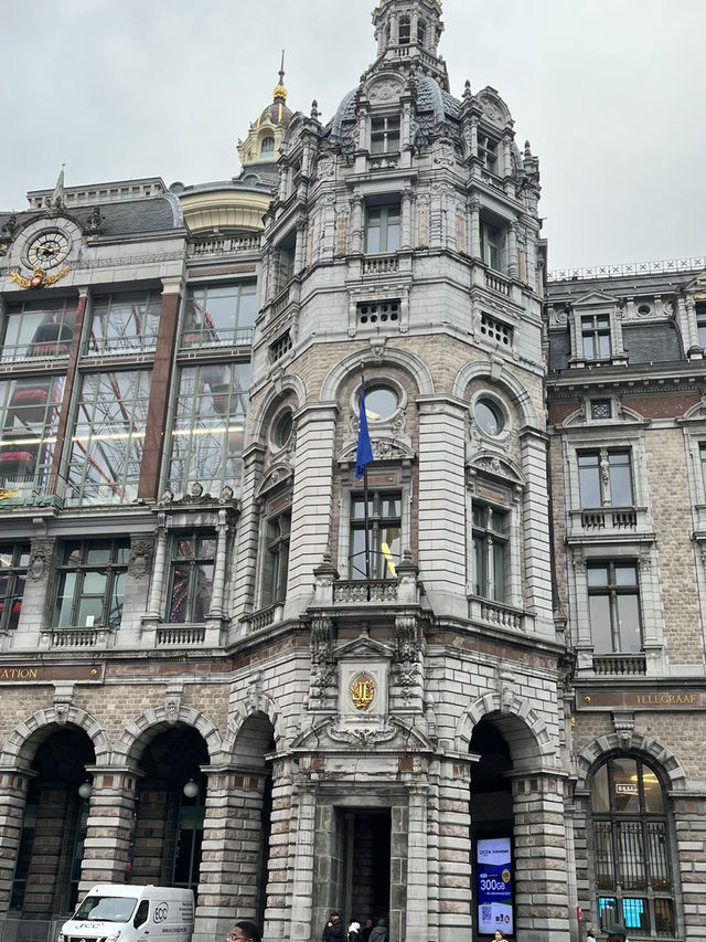 🇧🇪 Discovering Legends in the Heart of Antwerp