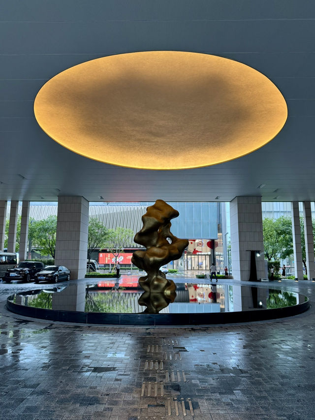 深圳康萊德酒店：頂級酒店，藝術與奢華的沉浸式旅程