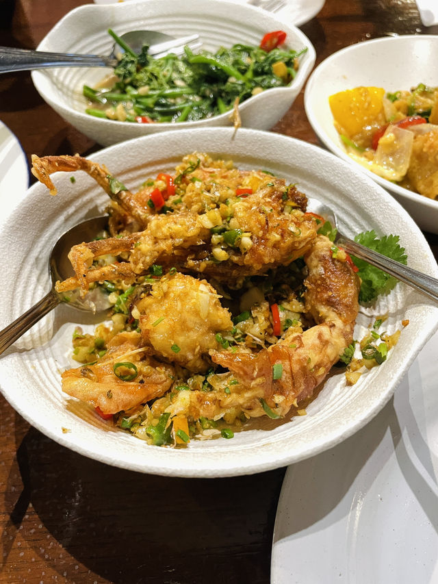 曼谷最浮誇疏乎厘蛋飯：Sam Lor 米其林推薦流心炸蛋飯