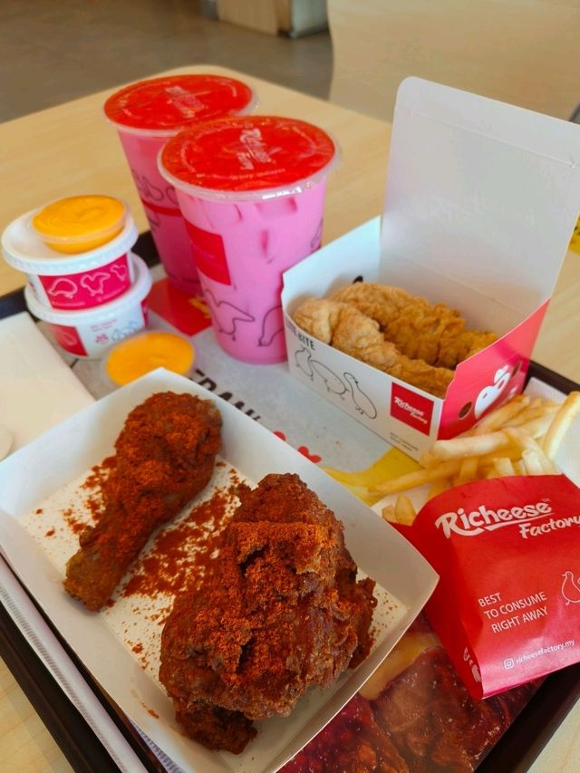 Cheese Dipping Goodness You Can’t Miss