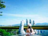 สะพานมือ (Golden Bridge) ที่บานาฮิลส์ 