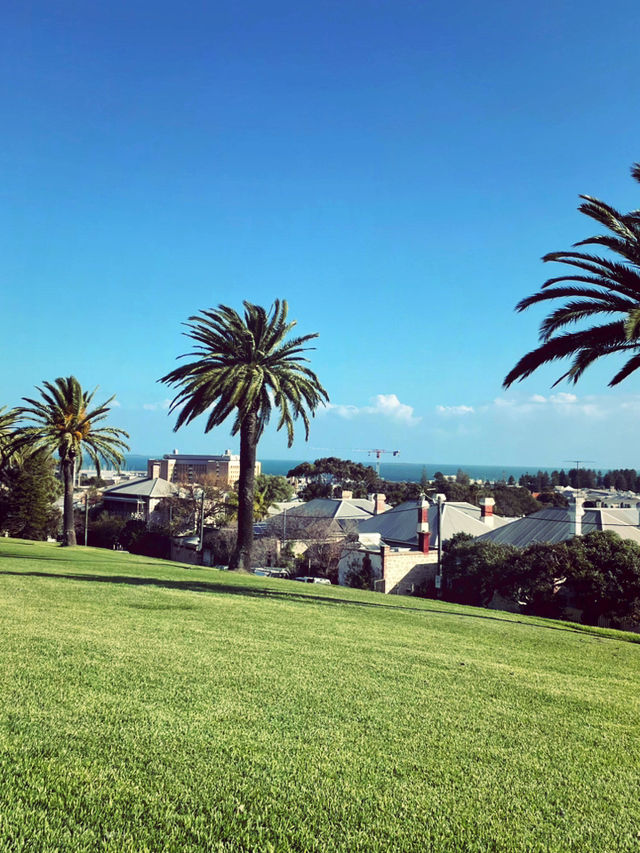 Fremantle War Memorial – A Walk Through History with Breathtaking Views 🇦🇺