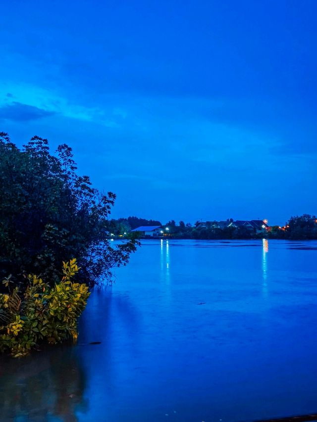ชุมชนบางตะบูน เพชรบุรี