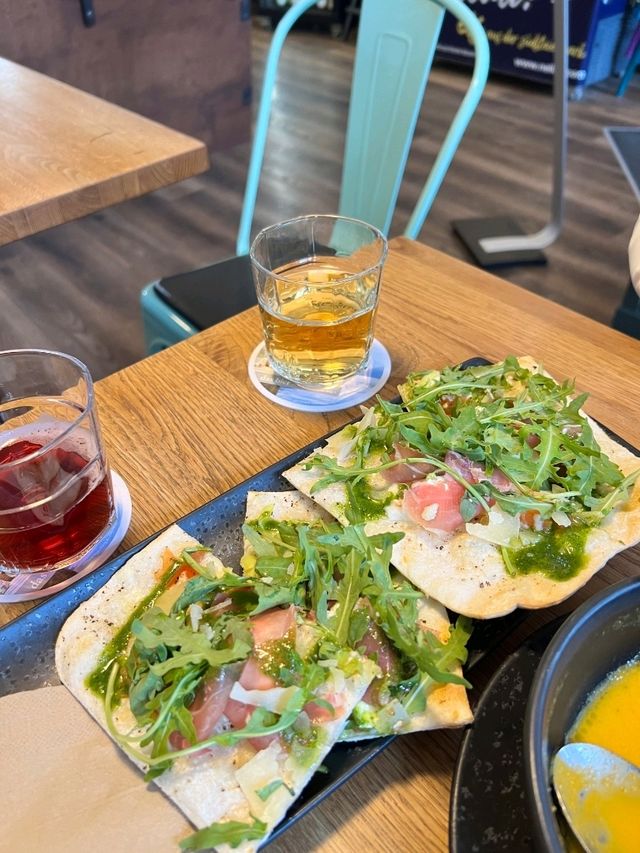 할슈타트 뷰 좋은 맛집