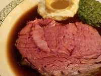🥩 Lawry’s The Prime Rib — Old-School Glamour & Classic Cuts