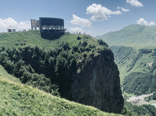 Russia–Georgia Friendship Monument 🇷🇺 🇬🇪 