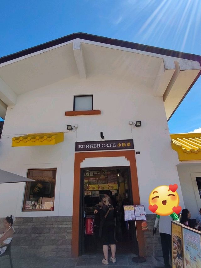 เที่ยวชม Ngong Ping Village 🛖