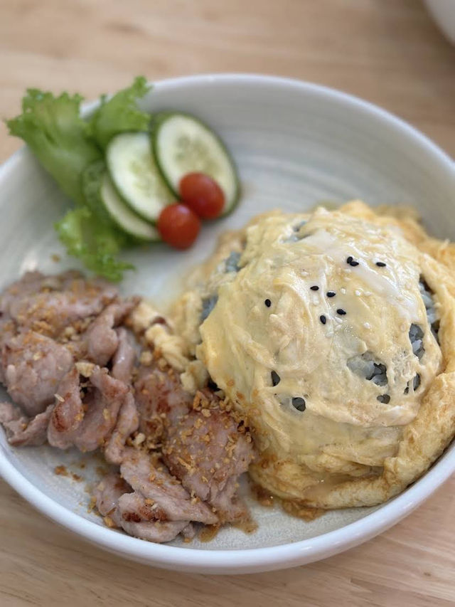 A Little Home Hatyai, Cozy Comfort with Thai-Style Pasta Flair