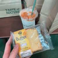 ☕ คาเฟ่อเมซอน (OASYS) สาขาวังน้อย – จุดพักเติมพลัง