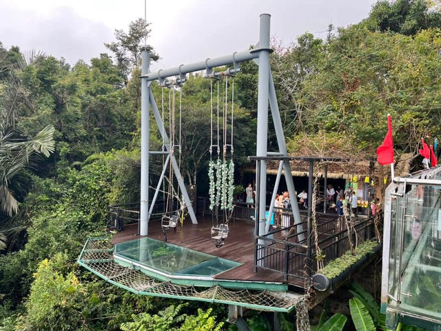 🌿 Yanoda — Hainan’s Tropical Rainforest Wonderland