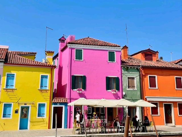 Wandering Through the Colorful Streets of Burano