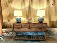 Hong Kong Disneyland Explorers Lodge: Aesthetic Journeys Through Design