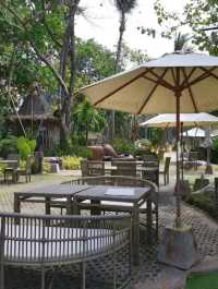 Andalay Beach Bar & Cafe