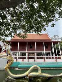 🙏 เจดีย์ขาวอลังการ พญานาคสุดปัง บรรยากาศดี๊ดี~