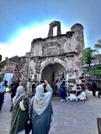 ［馬六甲旅遊］在馬六甲遇見葡萄牙人遺留的痕跡🏰法摩沙堡（A Famosa）又名聖地亞哥城門（Porta de Santiago）