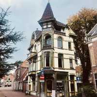 A Postcard-Perfect Day Trip: My Solo Escape to Volendam
