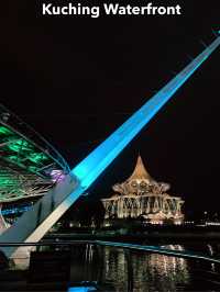 Kuching Waterfront & Darul Hana Bridge: The Perfect Insta-Worthy Spot