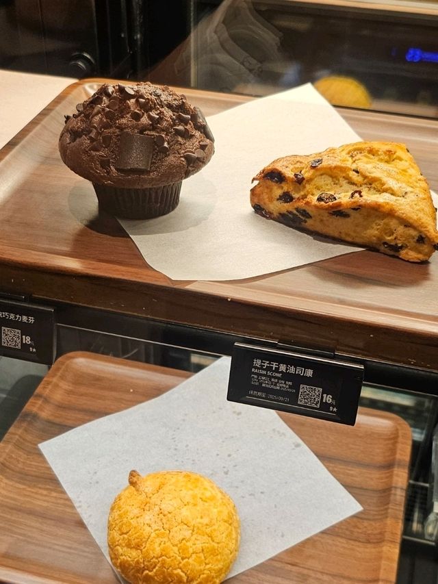 文青必訪咖啡生活空間,價錢是香港的一半 文青必訪咖啡生活空間,價錢是香港的一半