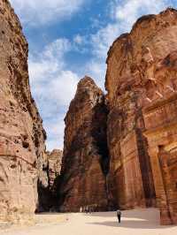 🏛️ Timeless Wonder: Exploring Petra, Jordan