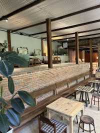 Proud Proud Proud Coffee — คาเฟ่สุดอบอุ่นกลางป่า