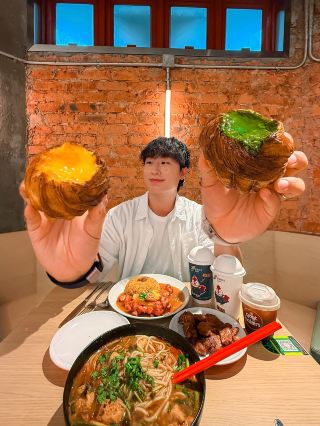 A foodie trip to Macau.