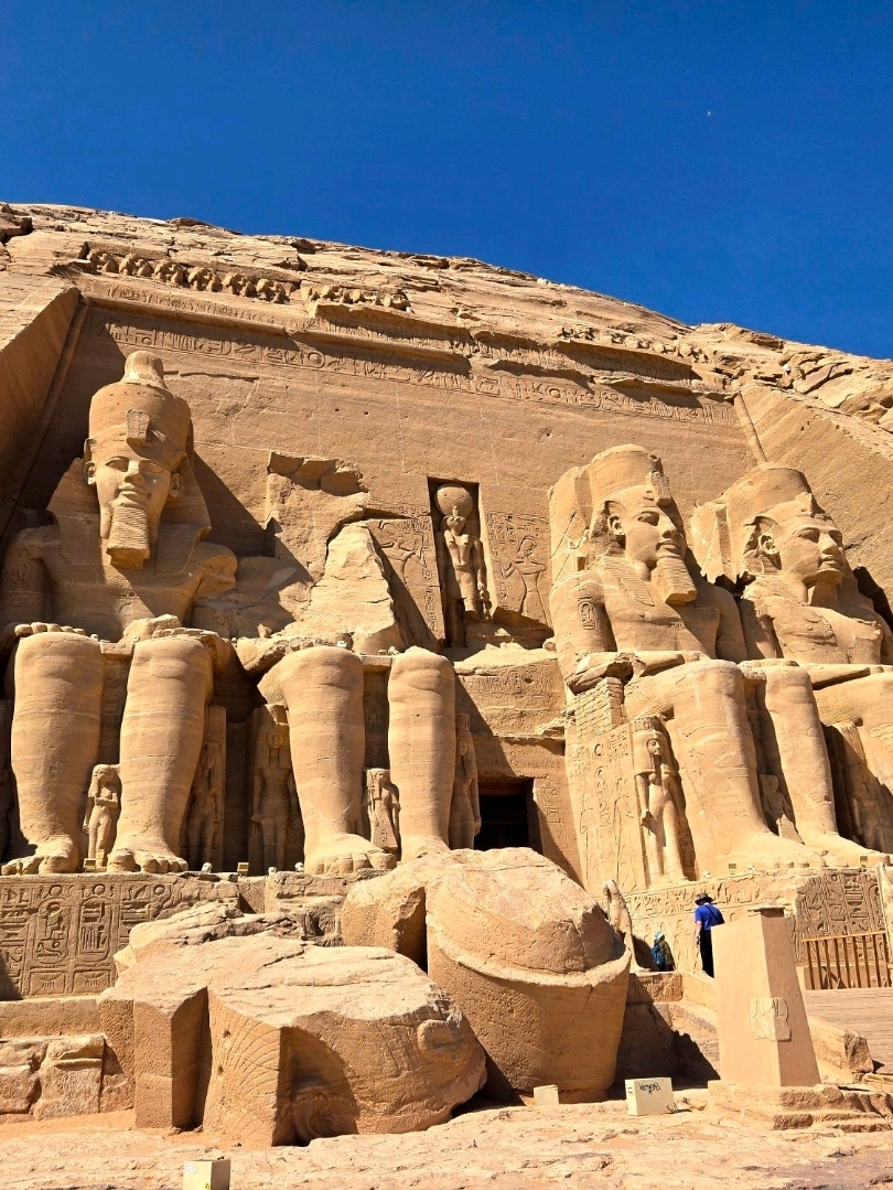 29 Januari 2025: Bendungan Aswan, Kuil Abu Simbel