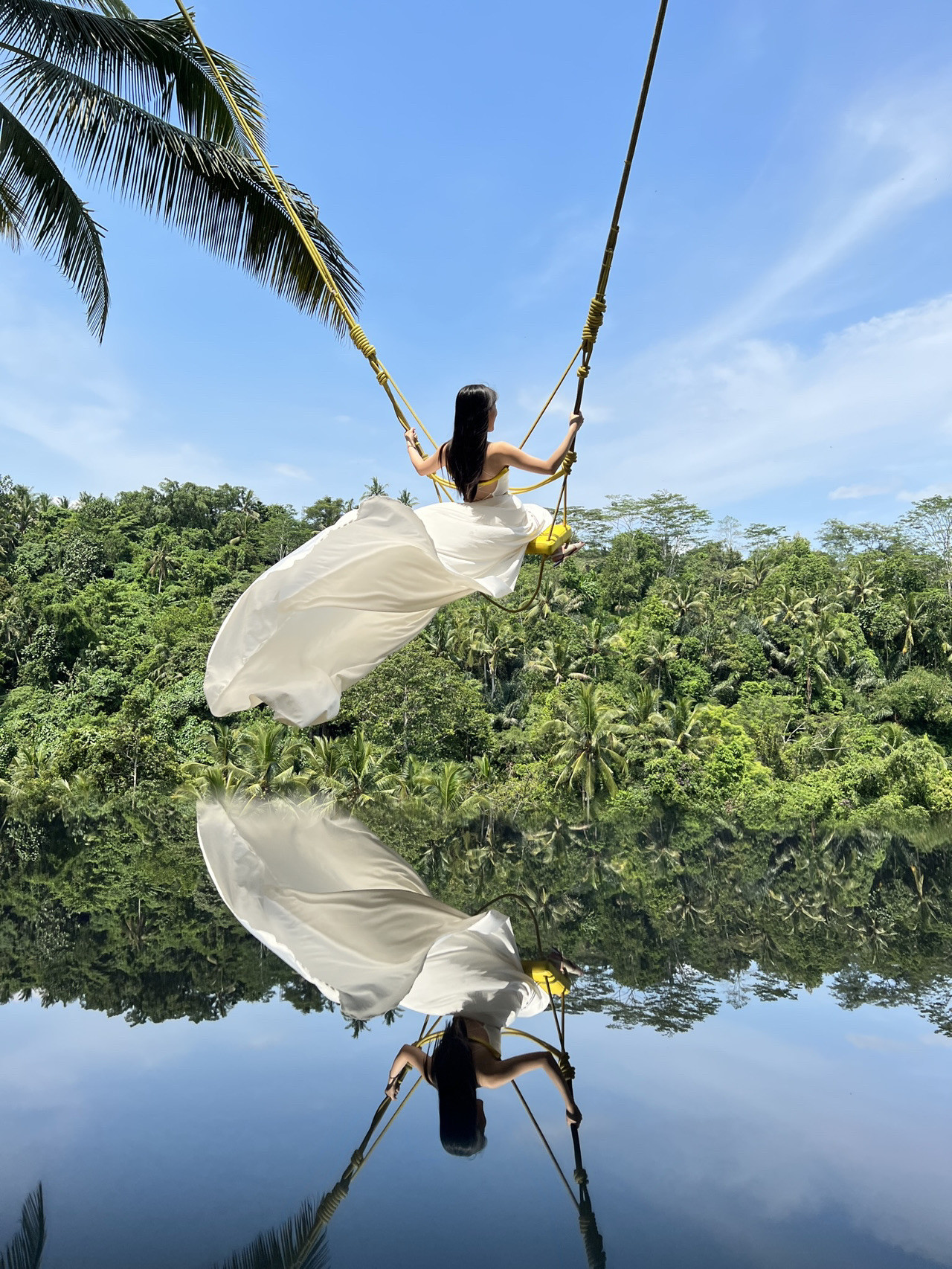flowy dress for bali swing Taking these gorgeous photos in totally scared me to death! green maxi bodycon dress