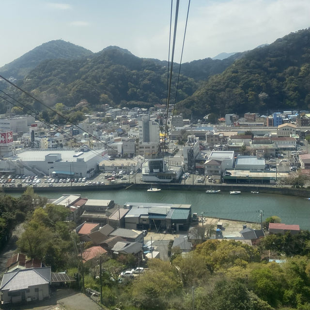 山頂から絶景を一望！🥰✨美しすぎる内装にうっとりする話題の人気レストラン