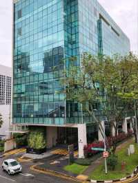 “Clarke Quay Comfort: Stylish Stay with Riverside Ease”
