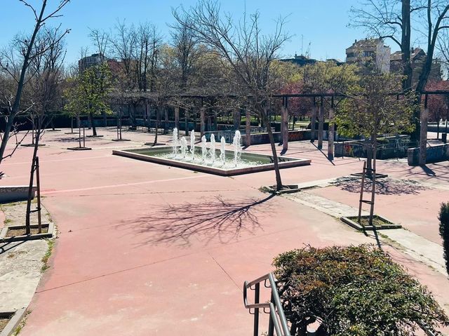 La Bombilla Park Madrid 🗺️